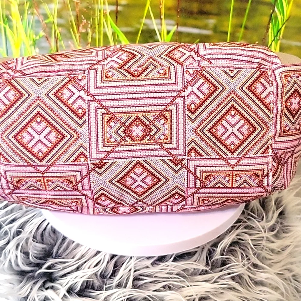 Kipling Geometric Patterned Pink and Gray Bag - Picture 6 of 9